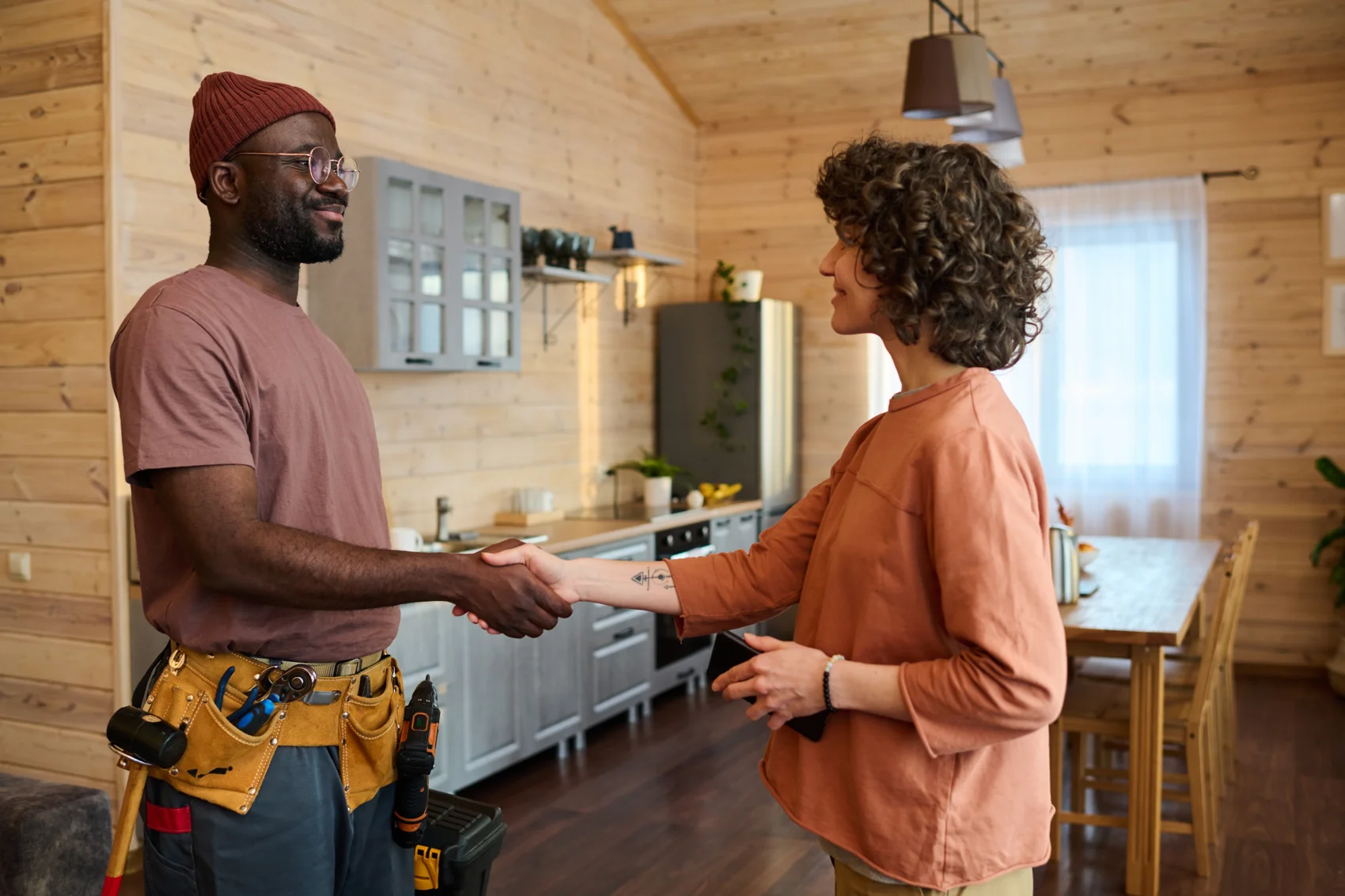 Saffer technician with a satisfied homeowner